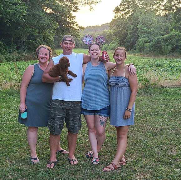 Meet your Posher, Edith - Picture 1 of 1